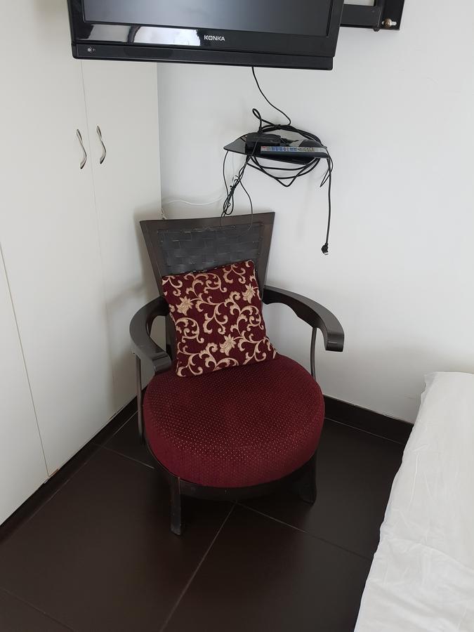 A Pastoral B & B Giv'at Ada Екстер'єр фото
